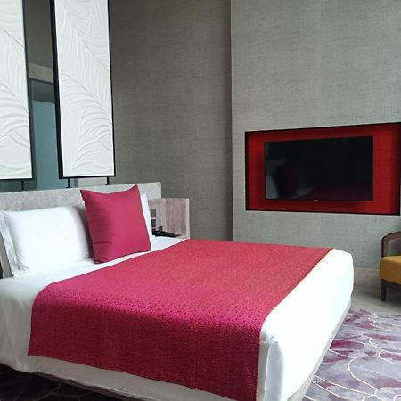 פאנג'י Taj Cidade De Goa Horizon, Goa מראה חיצוני תמונה A bedroom at the hotel