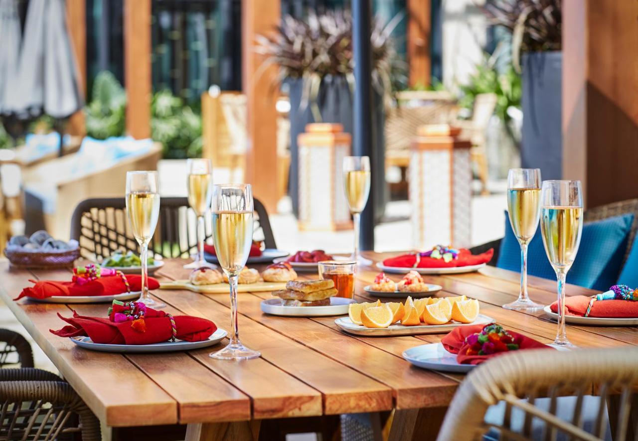 פאנג'י Taj Cidade De Goa Horizon, Goa מראה חיצוני תמונה A table set for a party